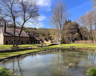 Luxurious Mansion in Néblon-le-Pierreux with Pool - Ouffet - Vista del exterior