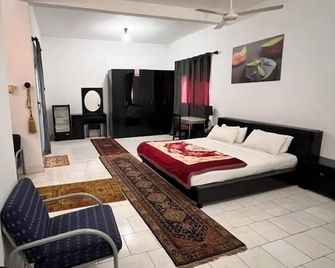 Woodpecker Resort Hotel - Serrekunda