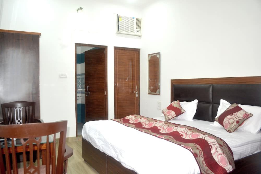 Hotal Royal Restaurant and Bar - Bharatpur - Bedroom