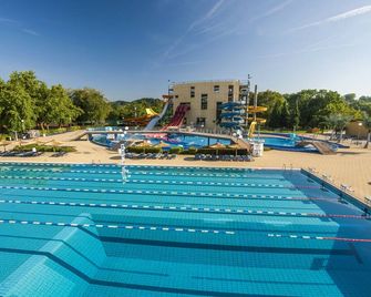 Grand Hotel Primus - Terme Ptuj - Sava Hotels & Resorts - Pettau - Pool