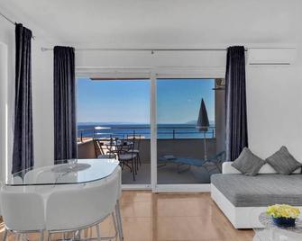 Villa Victoria Tucepi Apartman 12 - Tučepi - Soggiorno