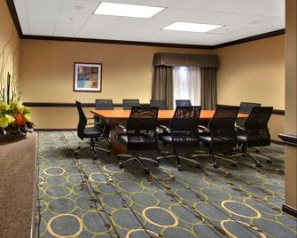 Holiday Inn & Suites Spring - The Woodlands Area By IHG - Spring - Sala de reuniones
