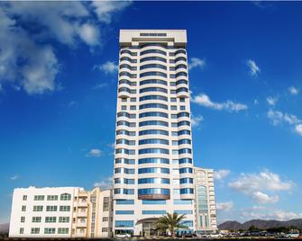 V Hotel Fujairah - Fujairah - Bâtiment