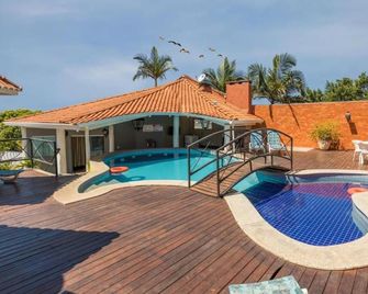 Hotel Paraíso das Águas Bonito - Bonito - Pool