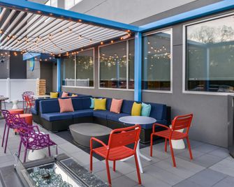 Tru By Hilton Little Rock West - Little Rock - Patio