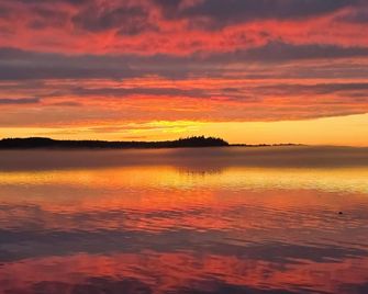 The Inn on the Wharf - Lubec