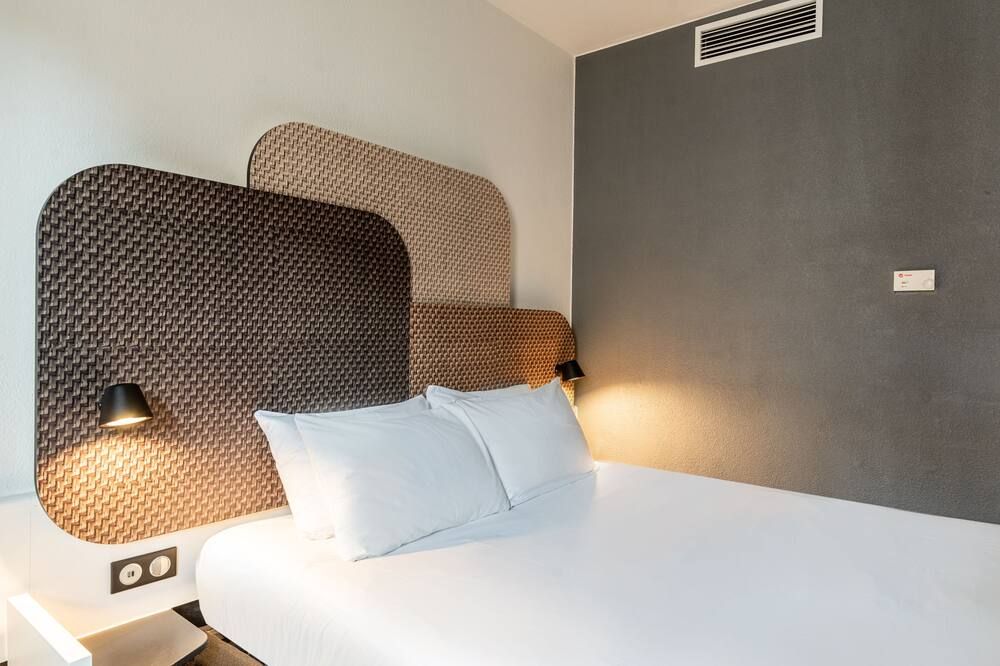 B&B HOTEL Marseille Prado Parc des Expositions