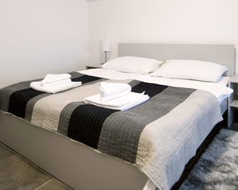 Filipovic rent a car & apartments - Velika Gorica - Bedroom