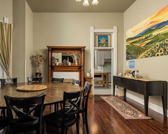 Queen Anne Bed And Breakfast - Denver - Dining room