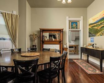 Queen Anne Bed And Breakfast - Denver - Jadalnia