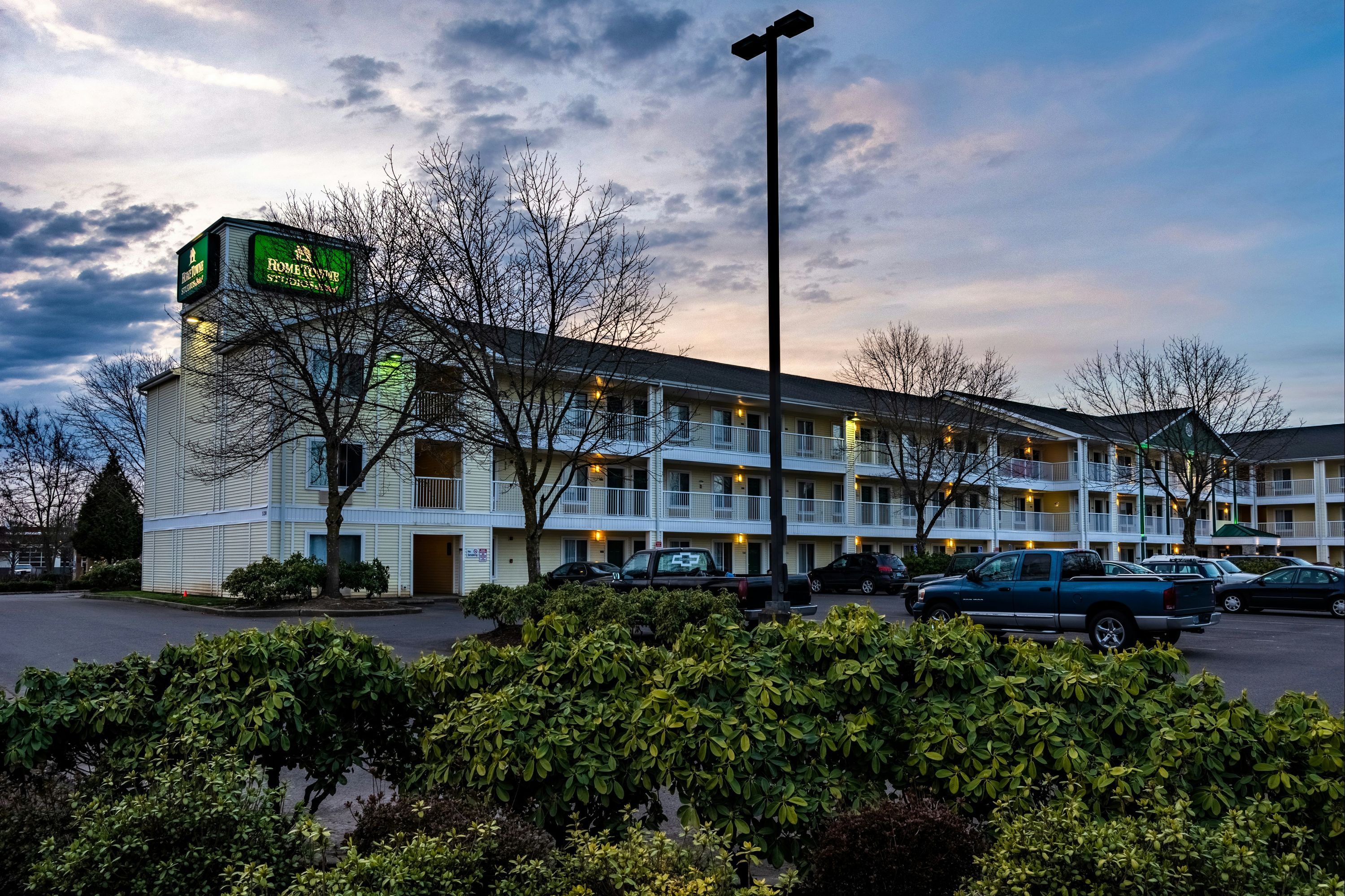 HomeTowne Studios by Red Roof Eugene - Springfield