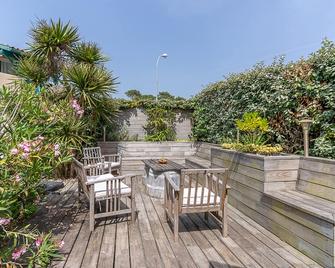 T3 Biscarrosse Plage, 5 Pers, Parking, Proche Ocean, Menage Inclus - Fr-1-319-577 - Biscarosse - Innenhof