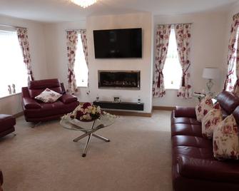 Boutique Country House Aldergrove - Crumlin - Sala de estar