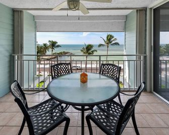 Enjoy Gentle Ocean Breezes And Gorgeous Views At Sea Orchid (La Brisa #405e) - كي وست - شرفة
