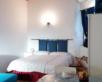 Petronilla - Fermo - Habitación