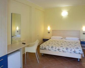 Hotel Vila Bahia - Numana - Quarto