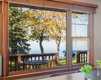 Lake Pulaski Getaway - Buffalo - Balcony