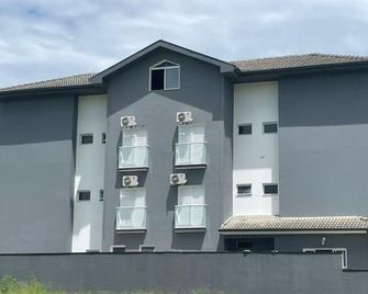 Summit Inn Hotel Cachoeira Paulista - Cachoeira Paulista - Gebäude