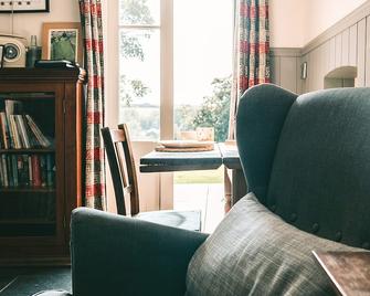 1 bedroom accommodation in Braunston, near Daventry - Lutterworth - Living room