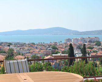 Gunebakan Taliani Hotel - Ayvalık - Balcón