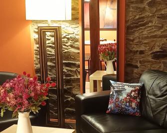 Apartamentos La Casa Del Pintor - Cudillero - Sala de estar