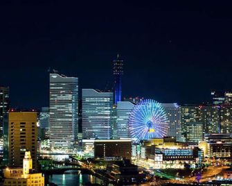 Hotel Plumm - Yokohama - Vista esterna