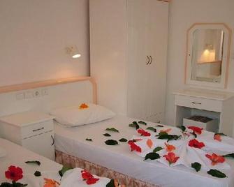 Ince Apartments - İçmeler - Bedroom