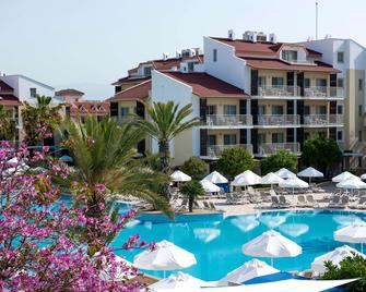 Barut B Suites - Evrenseki - Pool