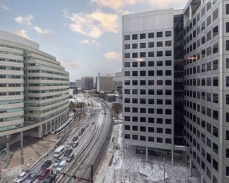 Modern Apt Downtown - Stamford