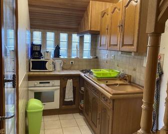 Holiday House Near The Village Of Camembert - Fresnay-le-Samson - Cocina