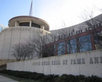 Nashville Gem Grill Mini Pickleball Sleeps 12 - Nashville - Edificio