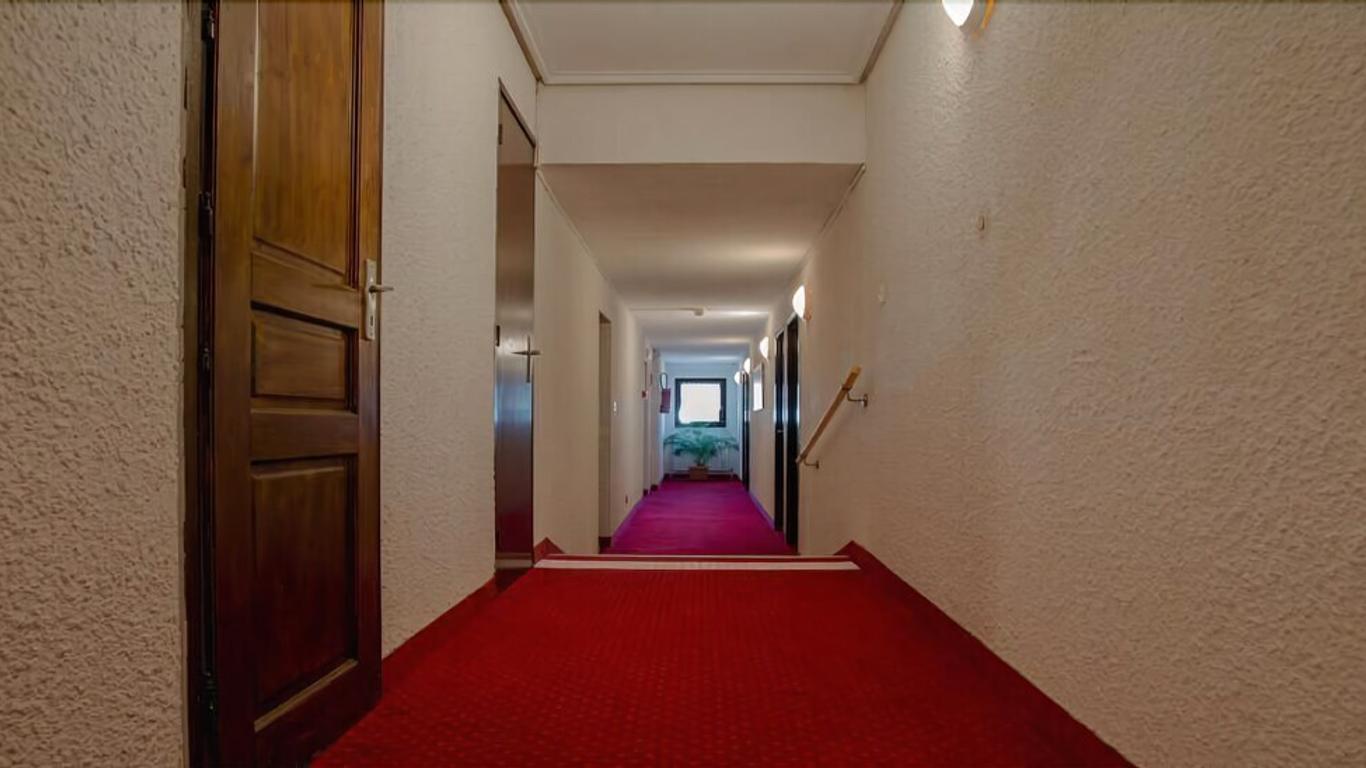 Hotel Le Cairn