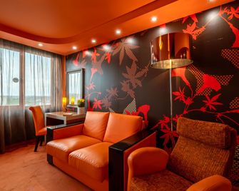 Hotel Leipzig - āļāļĨāļāļāļāļīāļ - āđāļĨāļēāļāļāđ