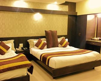 Hotel Cj International - Amritsar - Bedroom