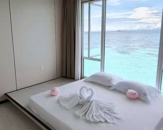 Bubblefish Water Villa - Semporna - Bedroom