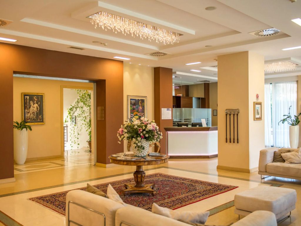 هوتل فيتوريا ريزورت بول آند سبا - اوترانتو - ردهة