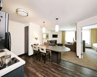 Sonesta Simply Suites Detroit Ann Arbor - Ann Arbor - Sovrum