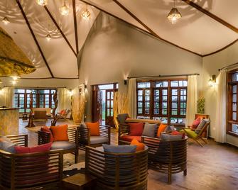 Emburara Farm Lodge - Mbarara - Lounge