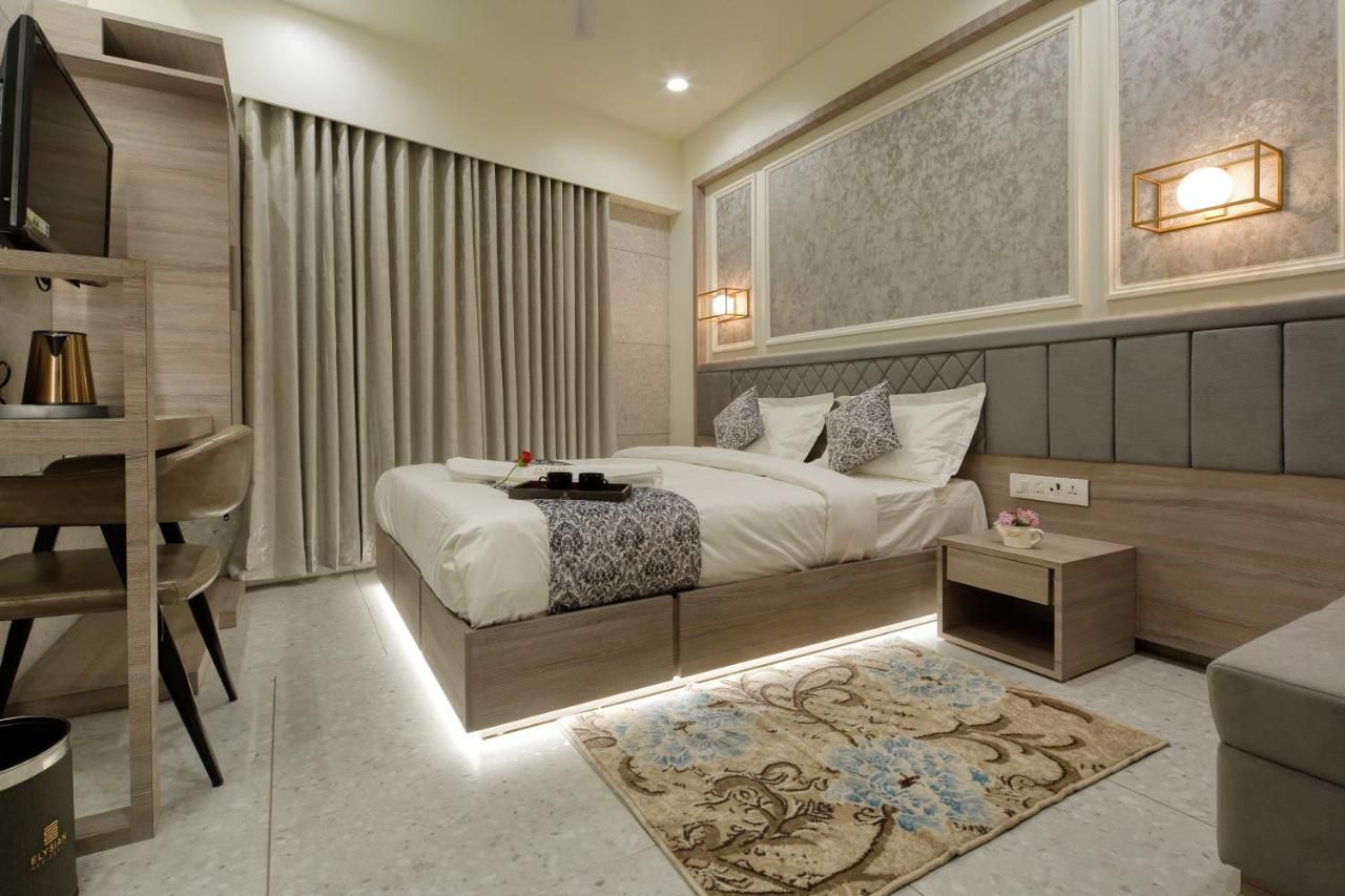 Hotel Elysian Residency thumbnail 3