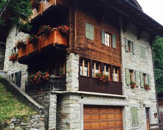 monolocale in villa - Macugnaga - Edificio