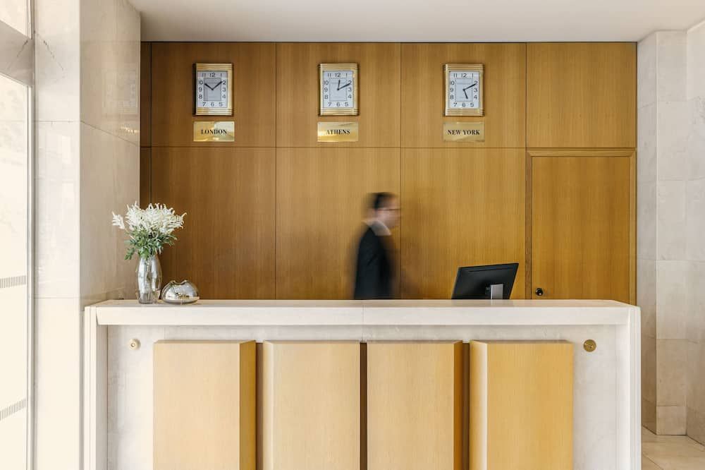 ديفياني بالاس لاريسا