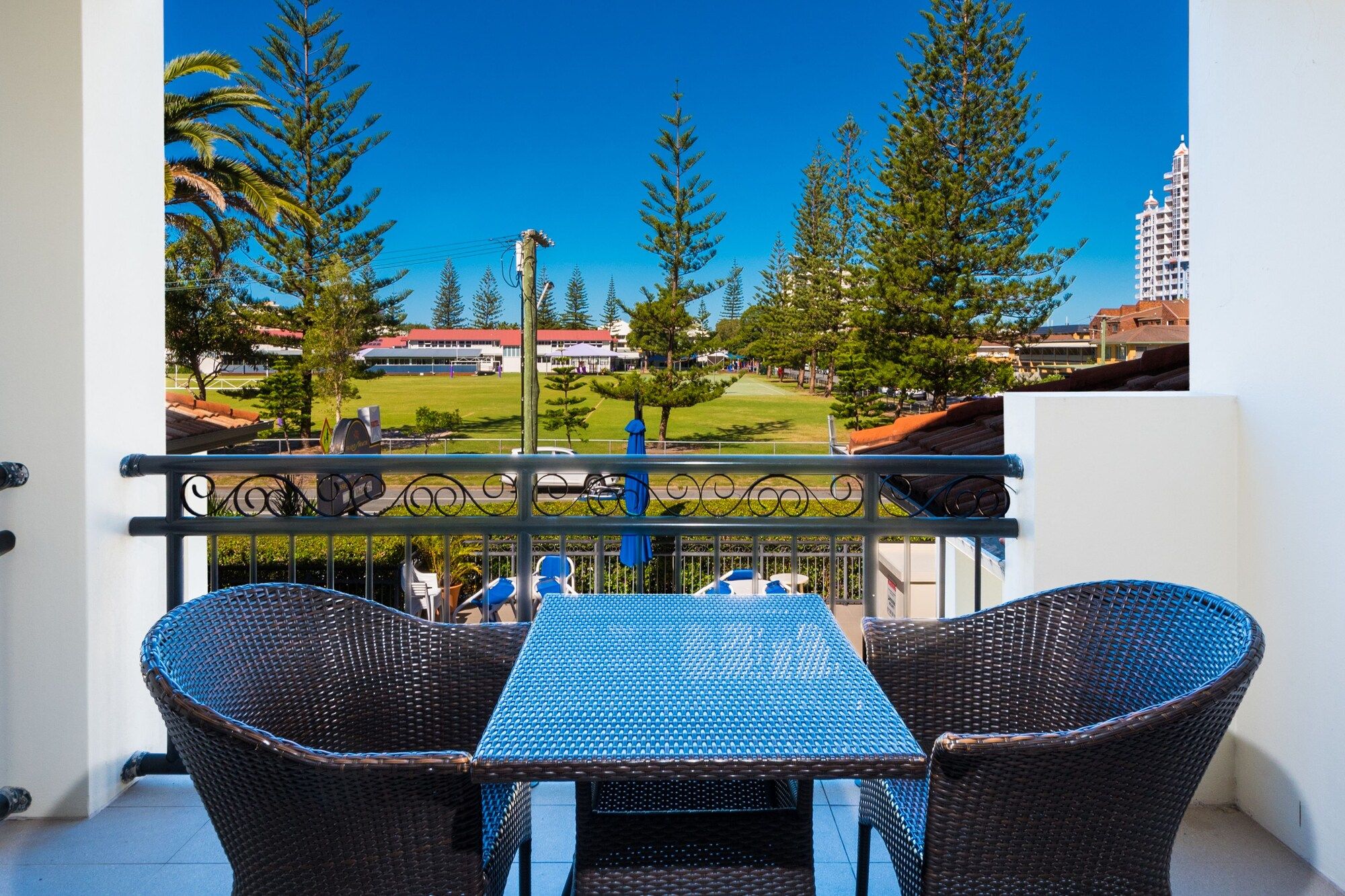 أيلاند بيتش ريزورت