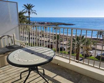Chez Luisa Apartment - Menton - Balkon