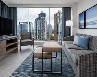 Homewood Suites by Hilton Surrey - Суррей - Спальня