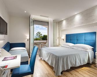 Hotel Internazionale - Cesenatico - Habitación
