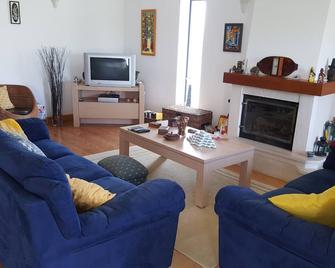 Villa da Praia Azul - Silveira - Sala de estar