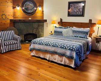 The Cottage Inn - Tahoe City - Bedroom