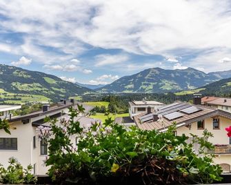 Pension Heidelberg - Hopfgarten im Brixental - Buiten zicht