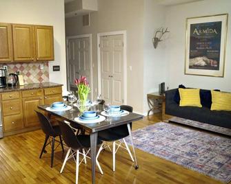 Spacious 3-bedroom apartment in West New York minutes to NYC - West New York