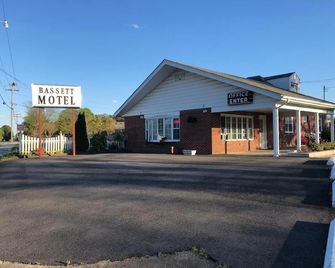 Bassett Motel - Williamsburg - Toà nhà